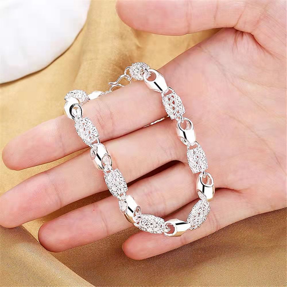 Ladies' fashionable bracelet, gold and silver, featuring a smooth hollow design, exquisite and lightweight